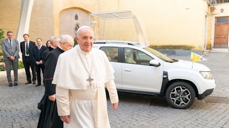 Dacia Provide Pope Francis With New Popemobile