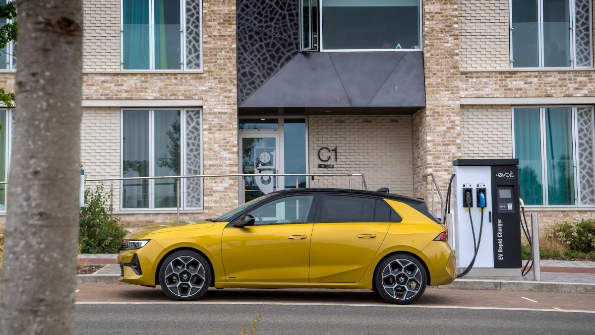 Can you charge an electric car in the rain?