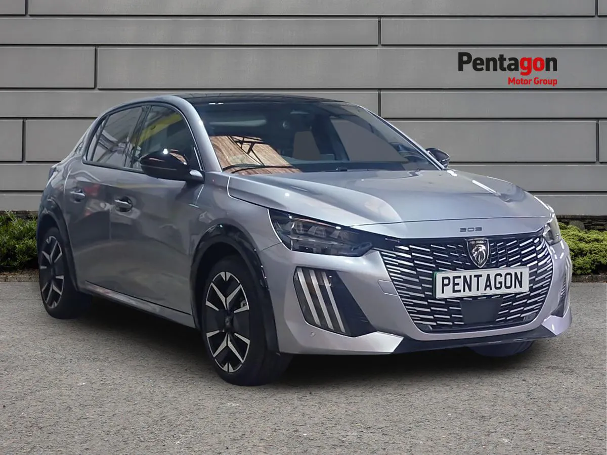 PEUGEOT 208