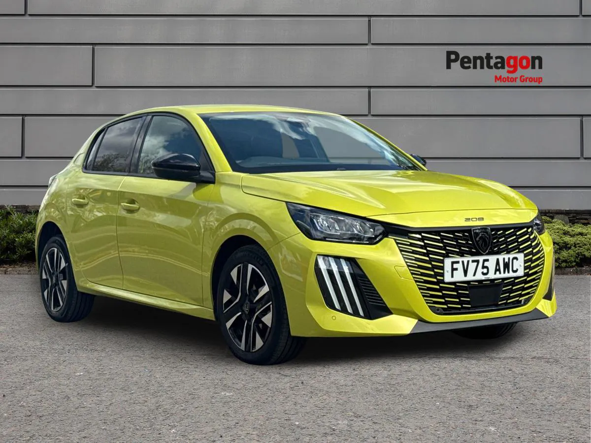 PEUGEOT 208