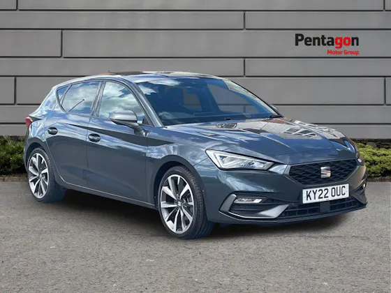 2022 seat leon 1.5 etsi mhev fr sport hatchback 5dr petrol hybrid dsg euro 6 (s/s) (150 ps) 1.5 petrol (150ps) |... photo