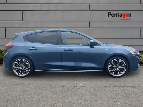 FORD FOCUS 1.0T ECOBOOST ST LINE X HATCHBACK 5DR PETROL MANUAL EURO 6 S... image 11