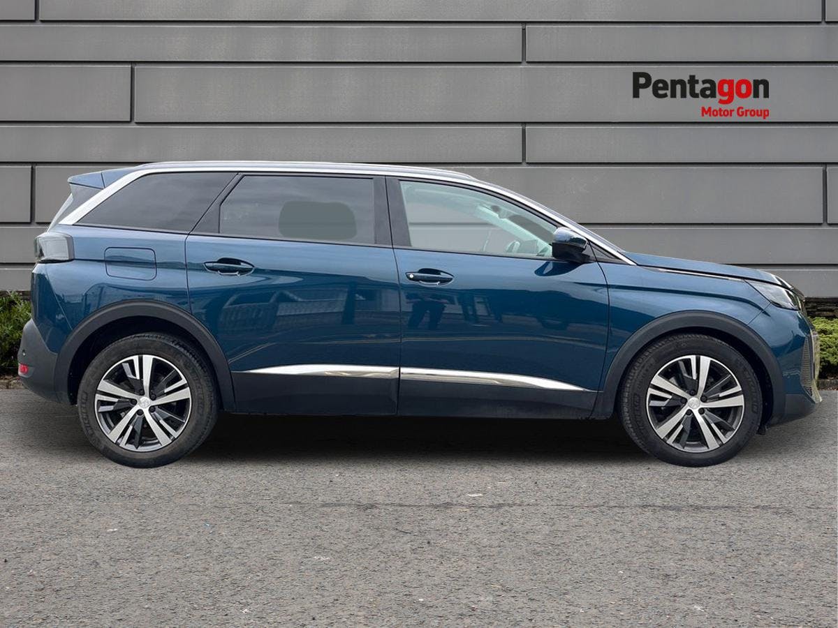 スンスン プジョー 5008 x オーテック ゼノス 17インチ | アメ車・輸入車