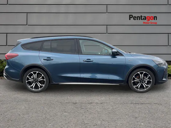 FORD FOCUS ESTATE 1.0T ECOBOOST MHEV ACTIVE X ESTATE 5DR PETROL HYBRID DCT EURO... image 11