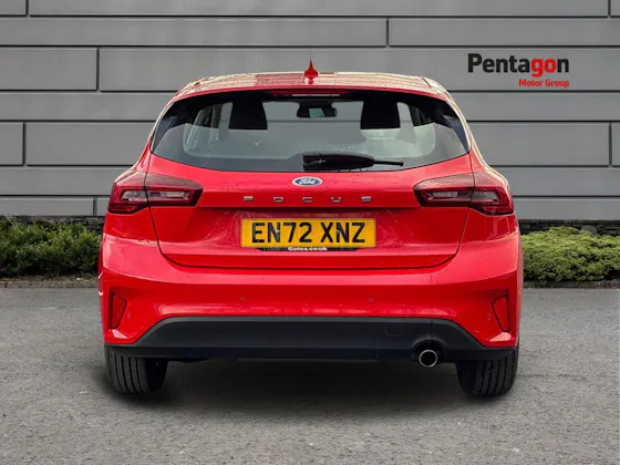 FORD FOCUS 1.0T ECOBOOST TITANIUM HATCHBACK 5DR PETROL MANUAL EURO 6 S S 125... image 14