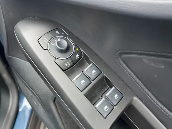 FORD FOCUS ESTATE 1.0T ECOBOOST MHEV ACTIVE X ESTATE 5DR PETROL HYBRID DCT EURO... image 16