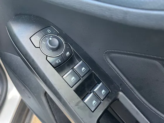 FORD FOCUS 1.0T ECOBOOST ACTIVE HATCHBACK 5DR PETROL MANUAL EURO 6 S S 125... image 16