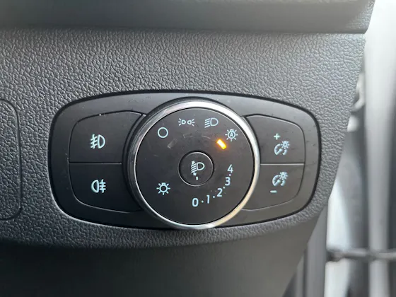 FORD FOCUS 1.0T ECOBOOST ACTIVE HATCHBACK 5DR PETROL MANUAL EURO 6 S S 125... image 17