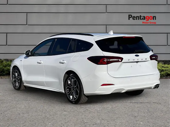 FORD FOCUS ST LINE 1.0L ECOBOOST MHEV ST LINE 125PS HATCHBACK 1.0 PETROL 125PS... image 2