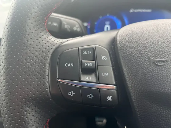 FORD FOCUS 1.0T ECOBOOST ST LINE X HATCHBACK 5DR PETROL MANUAL EURO 6 S... image 20