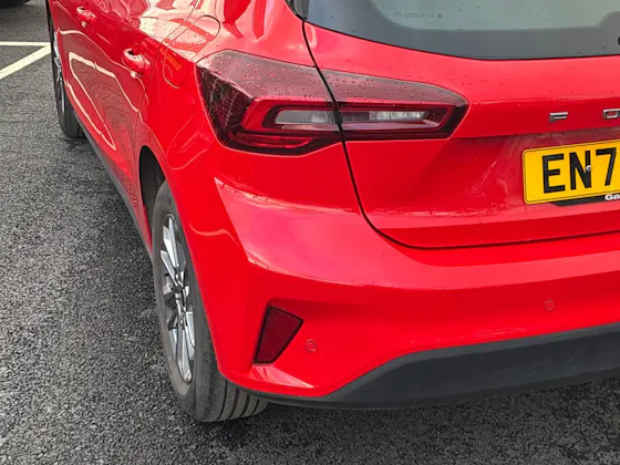 FORD FOCUS 1.0T ECOBOOST TITANIUM HATCHBACK 5DR PETROL MANUAL EURO 6 S S 125... image 20