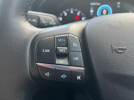 FORD FOCUS 1.0T ECOBOOST ACTIVE HATCHBACK 5DR PETROL MANUAL EURO 6 S S 125... image 20