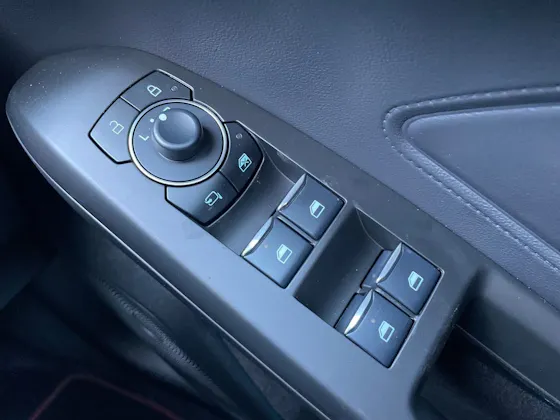 FORD FOCUS ST LINE 1.0L ECOBOOST MHEV ST LINE 125PS HATCHBACK 1.0 PETROL 125PS... image 33