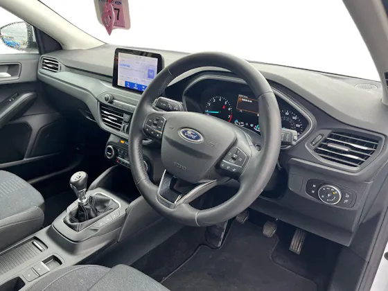 FORD FOCUS 1.0T ECOBOOST ACTIVE HATCHBACK 5DR PETROL MANUAL EURO 6 S S 125... image 5